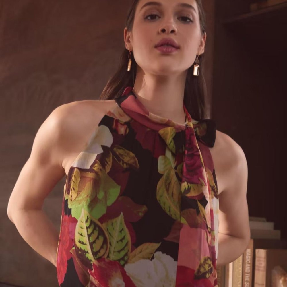 MELANIE LYNE:  Sleeveless Tie Neck Blouse - floral